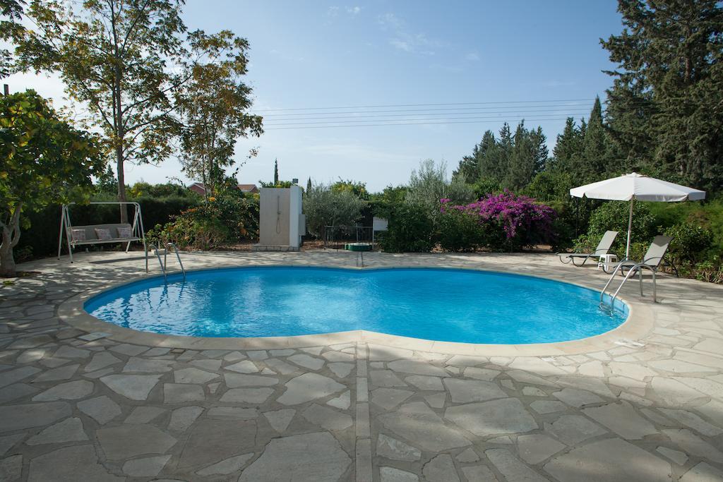 Villa Natasha Coral Bay Exteriör bild