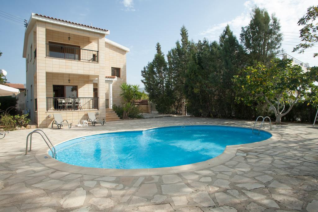 Villa Natasha Coral Bay Exteriör bild